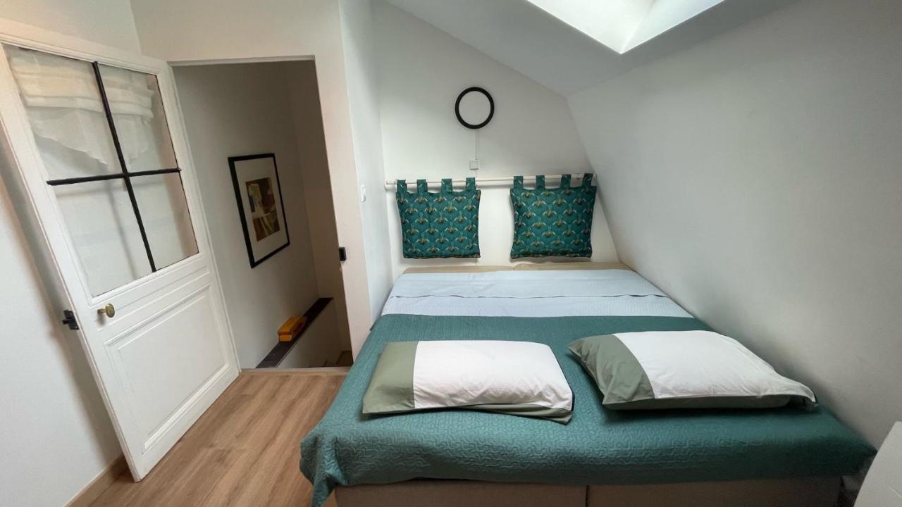 Apartamento Au Puits De L'Abbaye Bourges Exterior foto