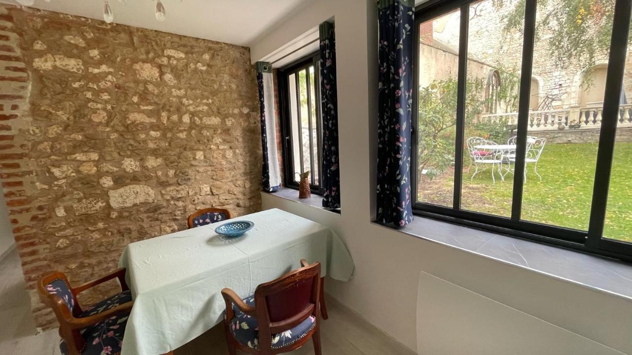 Apartamento Au Puits De L'Abbaye Bourges Exterior foto